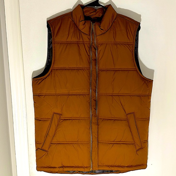 Weatherproof Vintage Puffer Vest - Picture 4 of 6